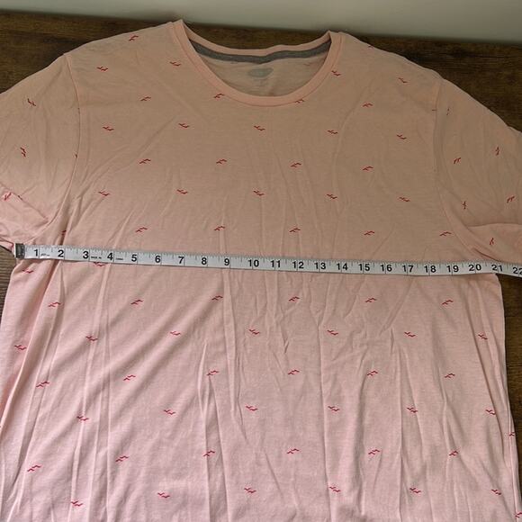 Old Navy Small Flying Bird Soft Short Sleeve Tee - Picture 4 of 9